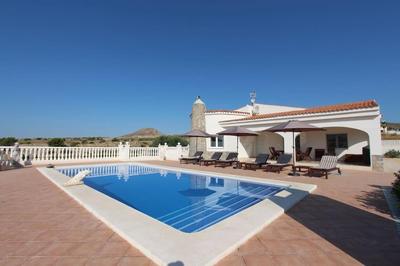 Villa 'Valle del Sol' with private swimming pool and coast views!