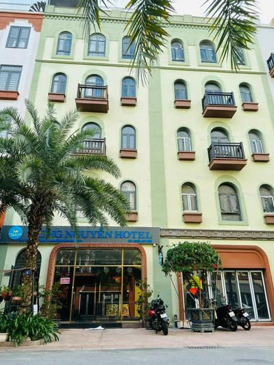 Hưng Nguyễn Hotel