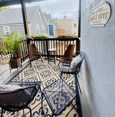 Beautiful Chicago 2BD 1BA