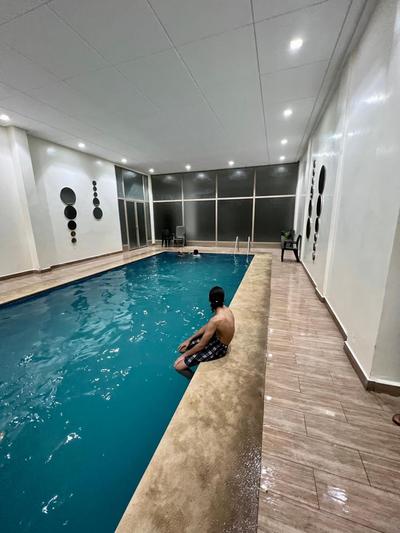 Apparemment deux chambres salon 16