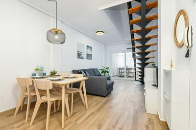 Newly Renovated Luxury Penthouse by the Beach