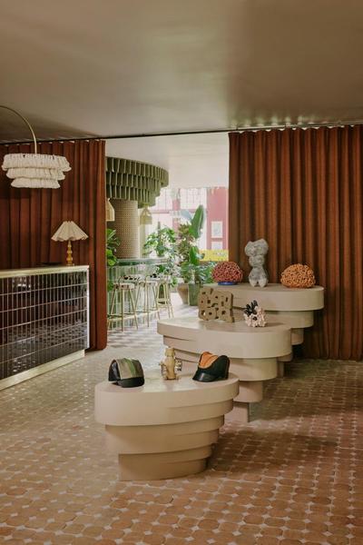 Ember Locke Kensington