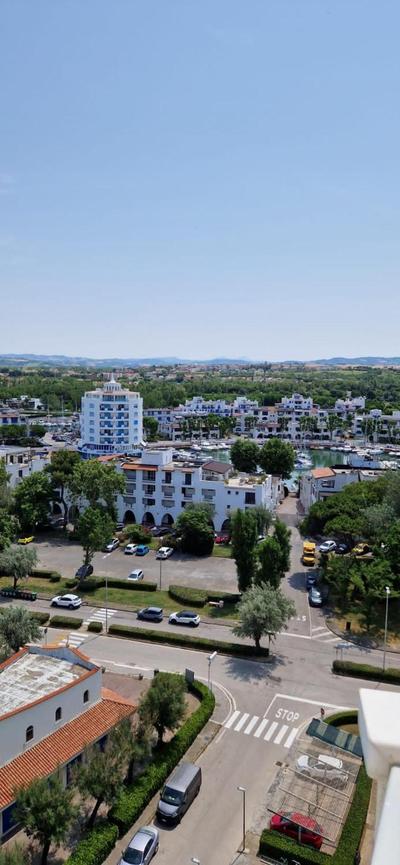 LAMAR SUITES Seafront Apartments