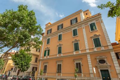 Prati 3BDR Urban Charm