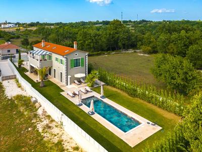 Villa Linnelle seaview- Rovinj, heated pool
