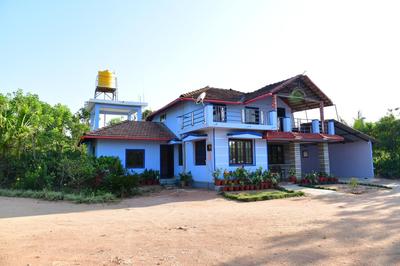 SugarLeaf Homestay - Home Food & Near to Tourist Places