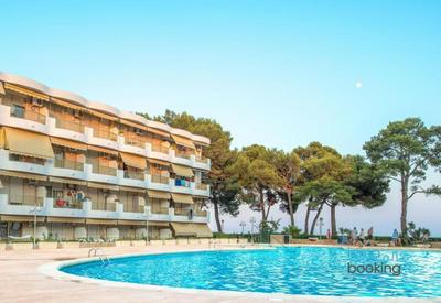 Loft internacional Cambrils , climatizado con piscina y playa.