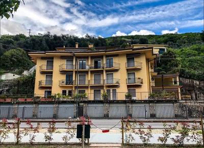 Appartamento moderno con ampia terrazza