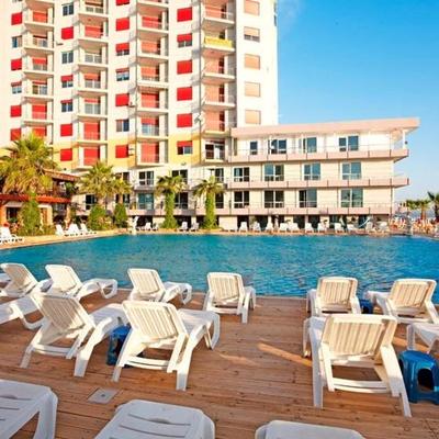 Beachfront Apartment Durres at Shkembi Kavajes Kamelia Building