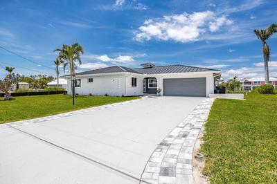 Good Vibes and Tan Lines! Private Beach with Heated Pool - Villa Good Times, Fort Myers Beach