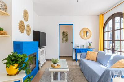 Cambrils Beach - 8 min to Beach - AC - WiFi - Terrace - 8 Guests