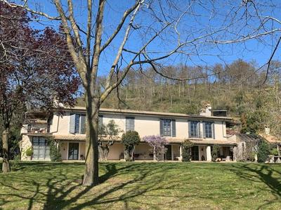 Lake Bracciano scenic view & Rome 35 minutes away