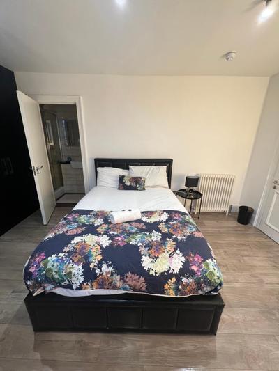 Luxury Double Room W/ Private Bathroom