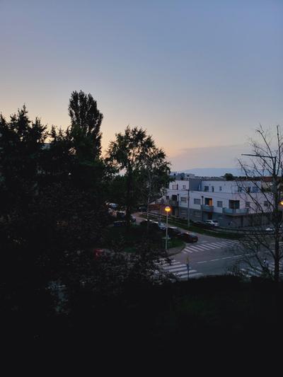Dolly Apartment Airport