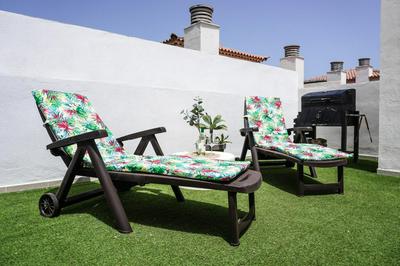 Comfortable Duplex with Garage and Working space