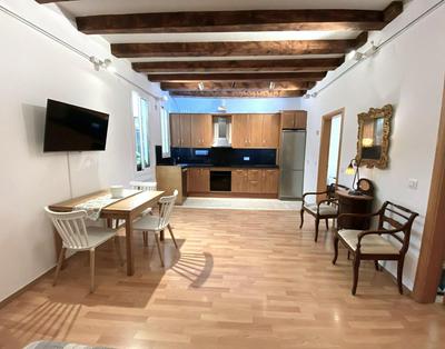 Ramblas Waterfront Stay