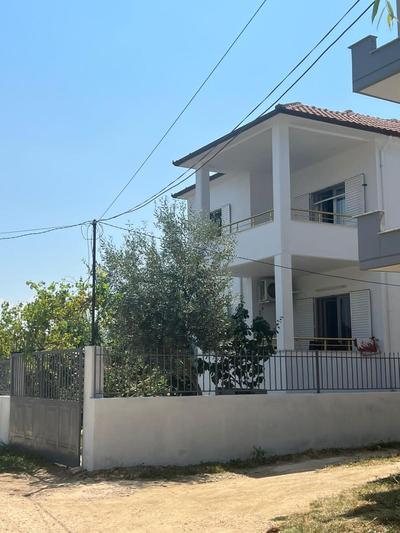 Anushe's apartament