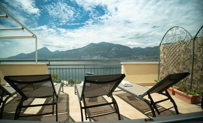 Penthouse CASA ALKEA Masse Lake view
