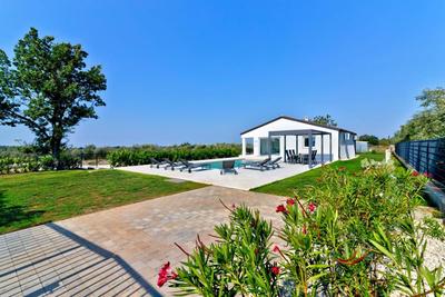 Serenity Majora Villa