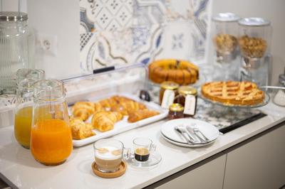 NUMISIA Guest House