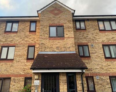 Watford Gemini - Thanet House, Nr Watford Metropolitan, M1,M25