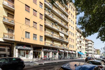 Ripamonti Budget Apartment with small Balcony