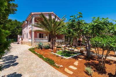 Apartmani kod Lovrića