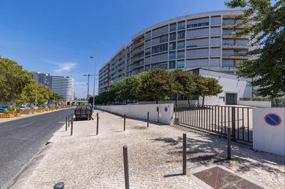 Lovely 1 BDR Apartment With Pool by LovelyStay