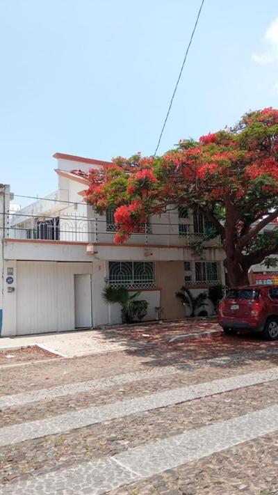 Casa Flamboyant
