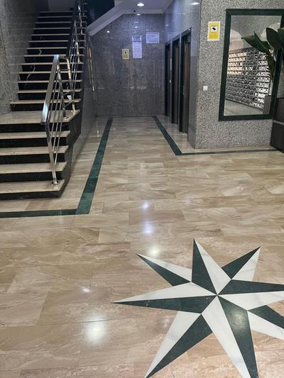LUXURY CENTER I