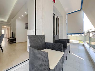 Aristotelous Spacious 109sqm apt in Athens