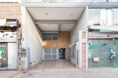 Espacio c/ Patio privado, lavadora y TV Premium