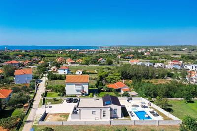 Villa Miranda with pool