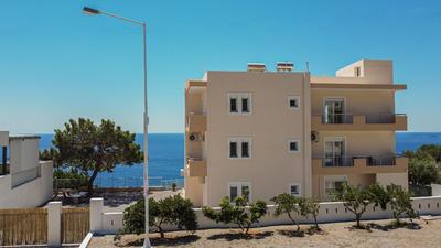 Mountain and Sea - Stunning sea view luxury home