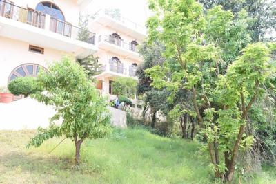 Himalaya Mount View Resort Kausani