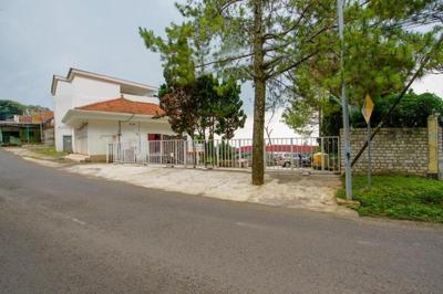 Capital O 3359 Pondok Wisata Jaden Trawas Mojokerto