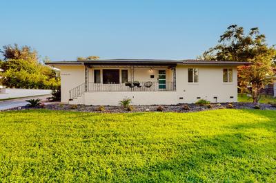 Steps to Lake Hollingsworth! Dog-Friendly Retreat