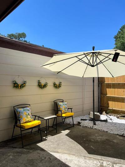 Centrally located Houston Retreat! Sleeps 8, 10 Min to Downtown, Free Parking
