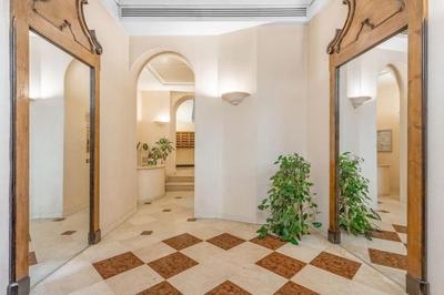 Central Luxurious Apartment [DUOMO] A/C-Wi-Fi free