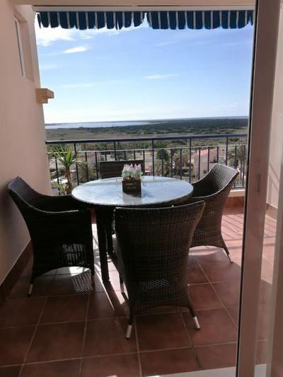 Fantástico apartamento con vistas en Almerimar