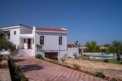 Al Aker Villa with private pool
