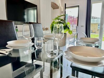 [Near Train Station] Luxury house 5 beds