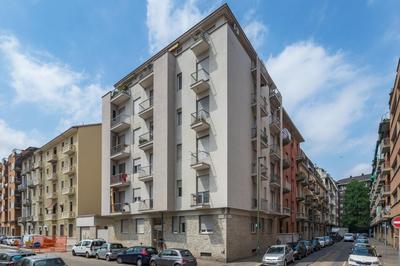 Moderno Appartamento in Cenisia