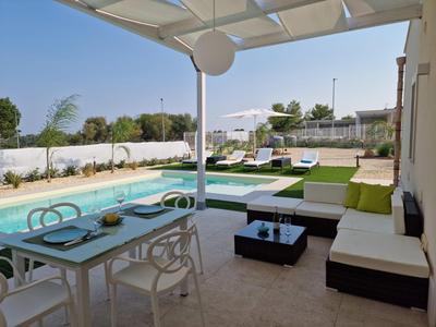 Villa Elisia - villetta con piscina privata