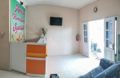 RedDoorz Syariah near Lippo Plaza Sidoarjo