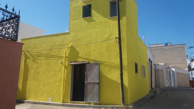 casa gialla mare del salento