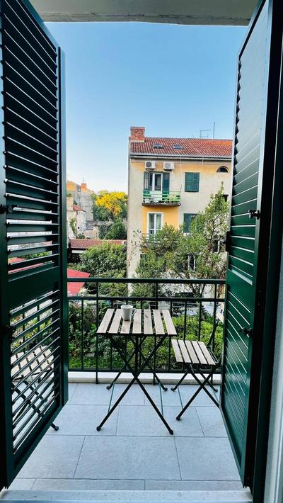Finest rooms Leonilda-Central Split with balcony