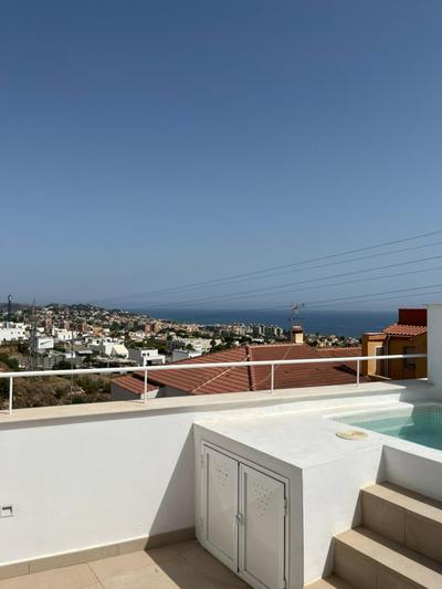 Casa con vistas y piscina privada