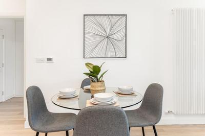 Docklands Two Bed Apartment