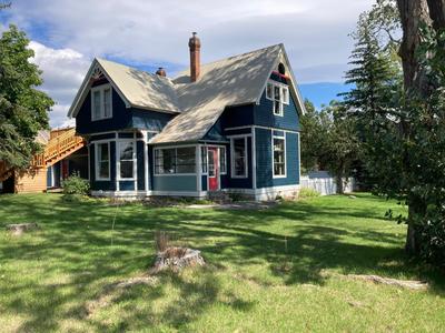 Historic Glacier Getaway with Spectacular Views-20mins to Glacier National Park-10mins to airport and walkable to downtown!